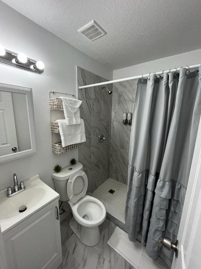Incredible Comfortable Apartments Near The Airport And Beaches Tampa Eksteriør billede