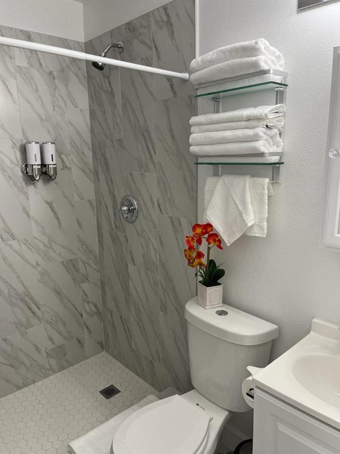 Incredible Comfortable Apartments Near The Airport And Beaches Tampa Eksteriør billede