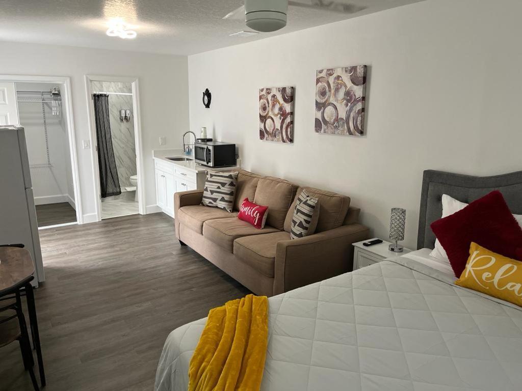 Incredible Comfortable Apartments Near The Airport And Beaches Tampa Eksteriør billede
