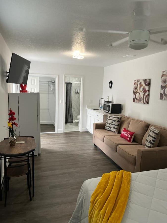 Incredible Comfortable Apartments Near The Airport And Beaches Tampa Eksteriør billede