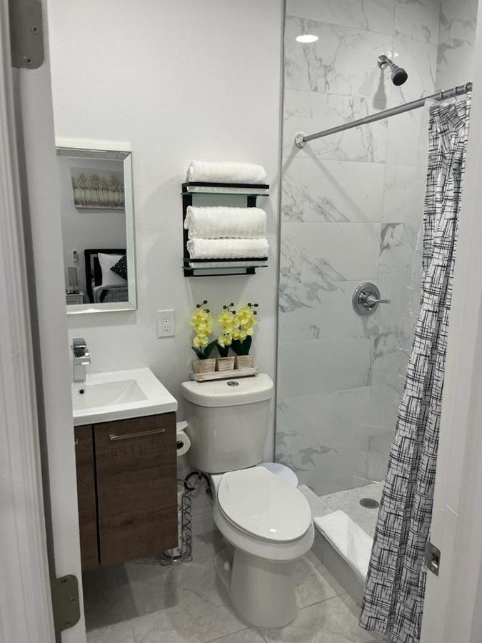Incredible Comfortable Apartments Near The Airport And Beaches Tampa Eksteriør billede