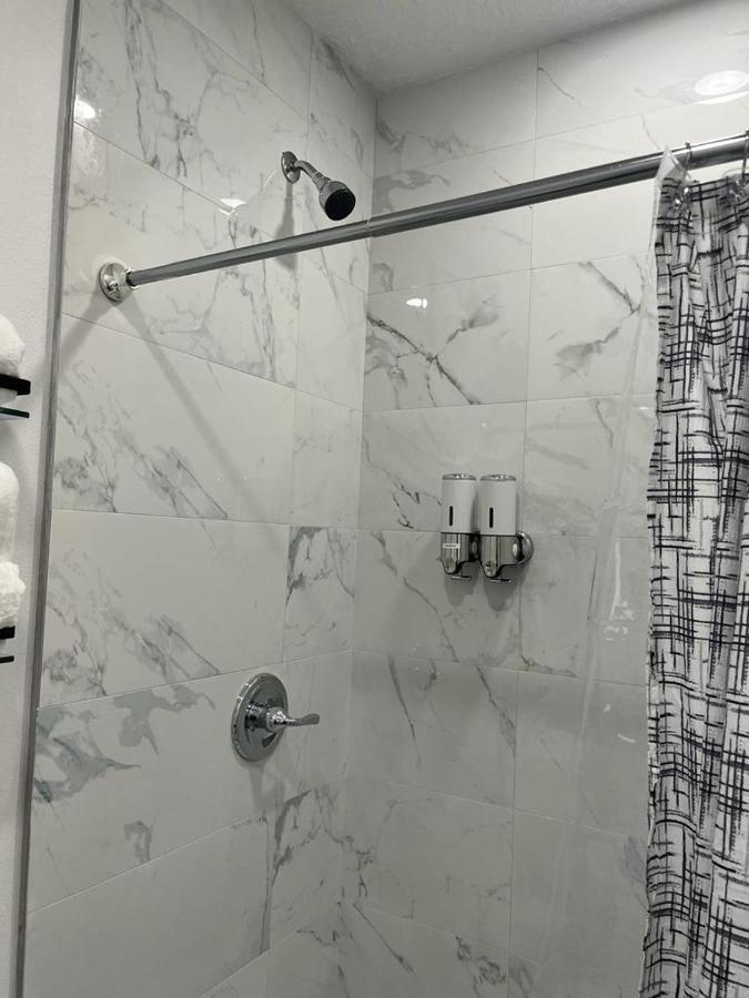 Incredible Comfortable Apartments Near The Airport And Beaches Tampa Eksteriør billede