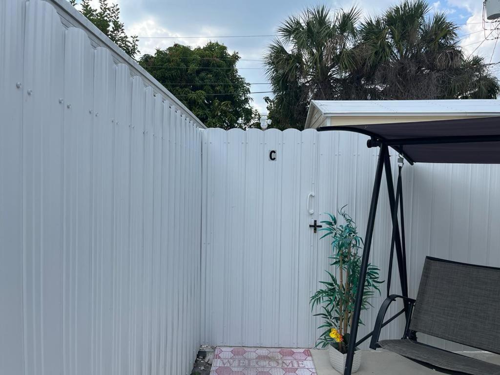 Incredible Comfortable Apartments Near The Airport And Beaches Tampa Eksteriør billede